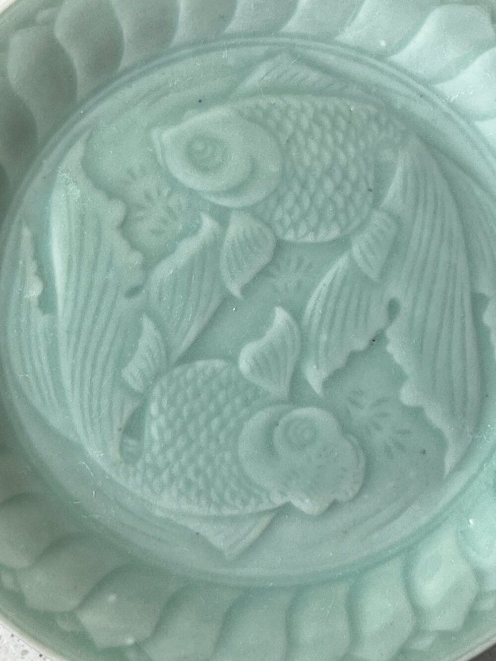 Longquan Celadon Plate 7" D Dessert Bread Double Fish Design VTG Yin Yang - Picture 2 of 4